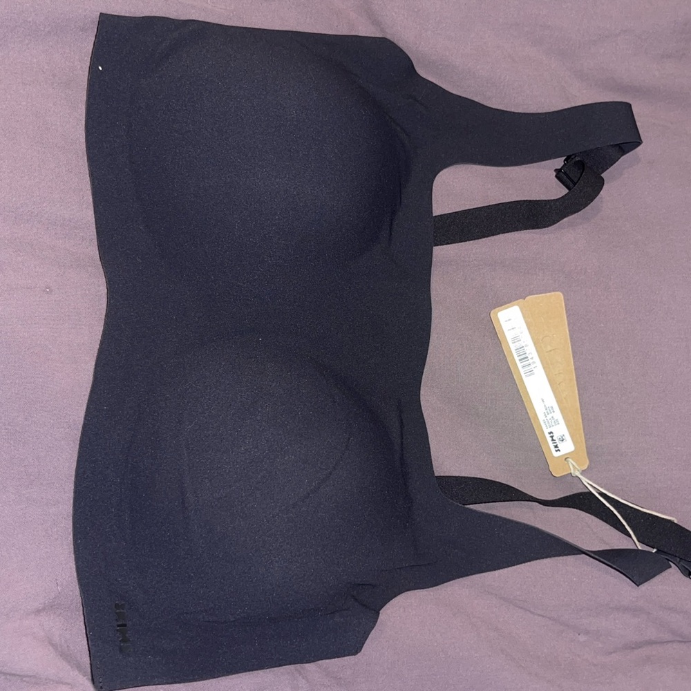 SKIMS Black Naked Scoop Bra Intimates